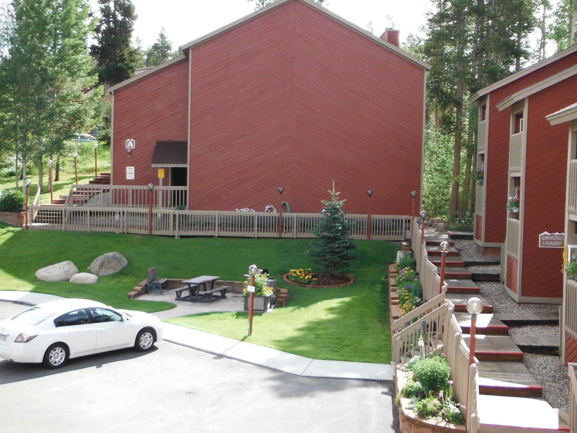 Indian Peaks Resort Fraser Exterior photo